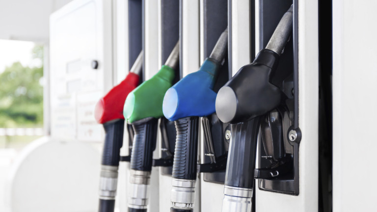 Андрей Делчев: България остава с най-ниски цени на горивата